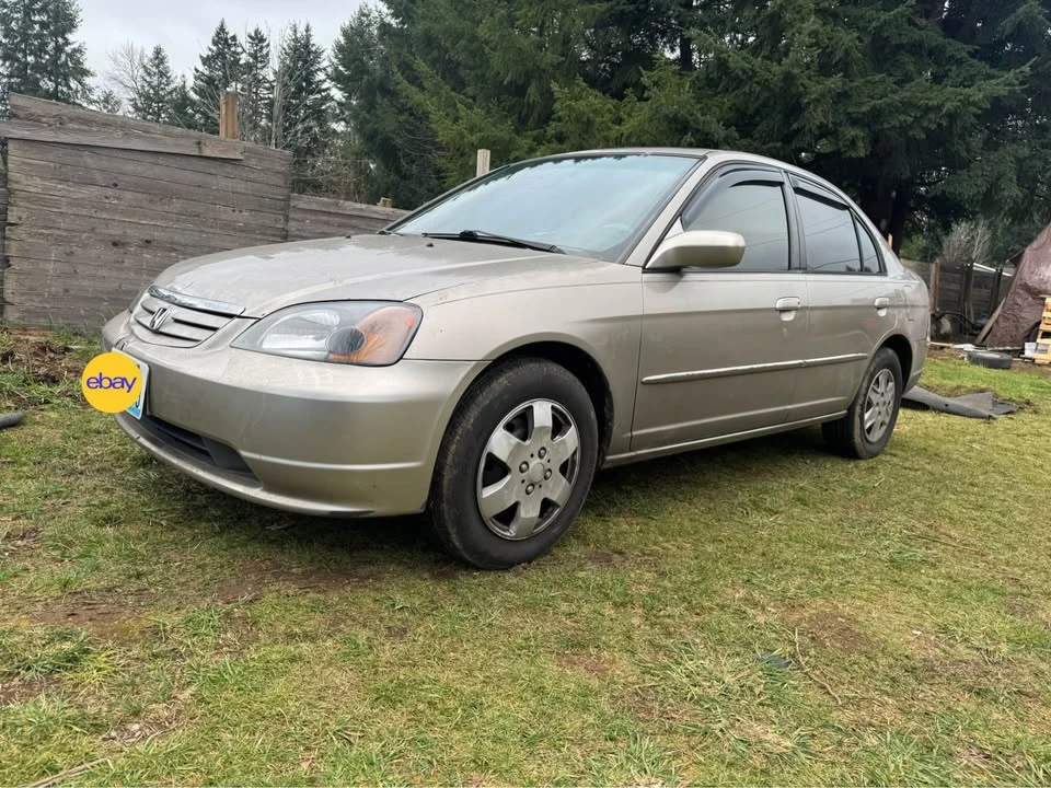 2003 Honda Civic 7th Gen - Image 2 of 4