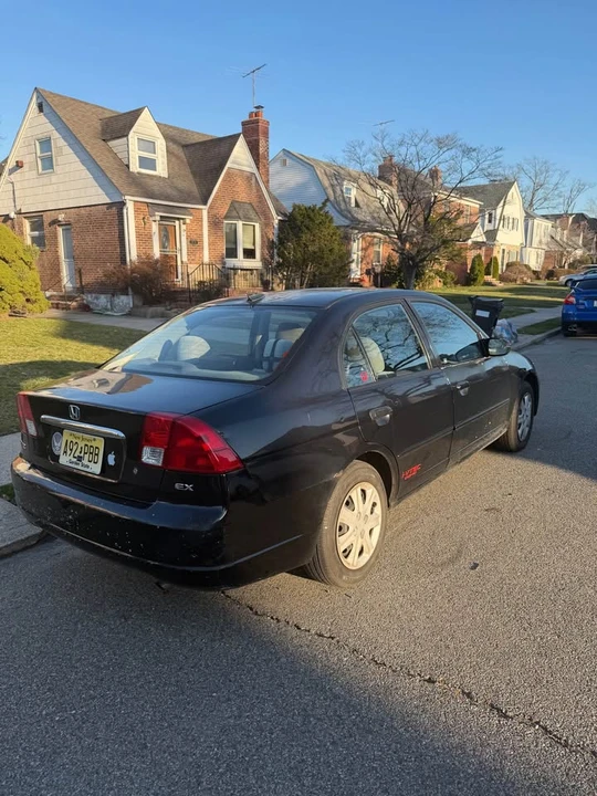 2003 Honda Civic 7th Gen - Image 3 of 10