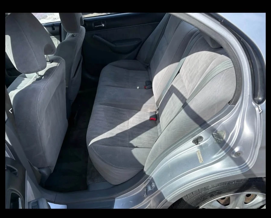 2003 Honda Civic 7th Gen - Image 9 of 13