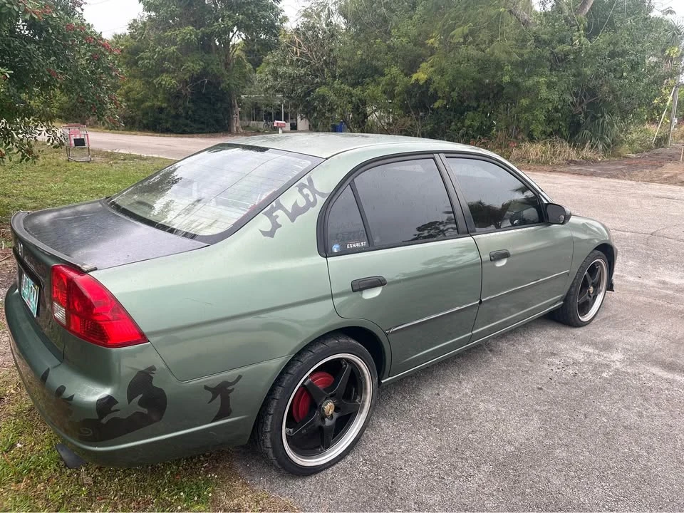 2003 Honda Civic 7th Gen - Image 8 of 9