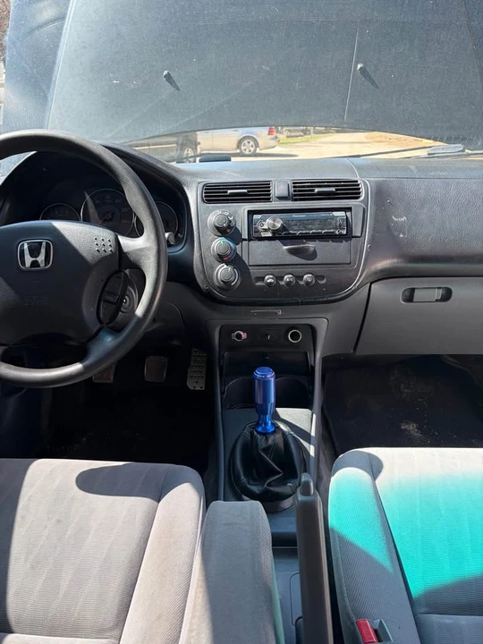 2003 Honda Civic 7th Gen - Image 7 of 16