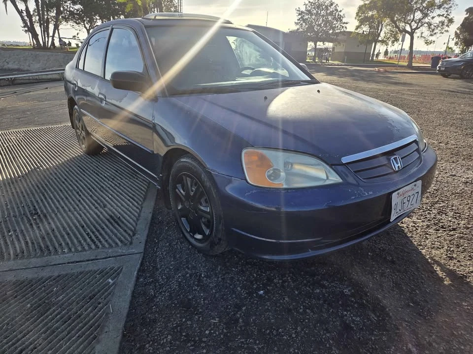 2003 Honda Civic 7th Gen - Image 3 of 11