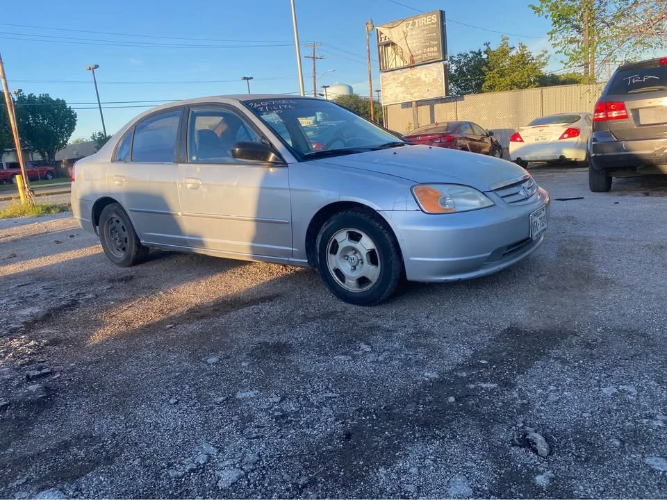 2003 Honda Civic 7th Gen - Image 9 of 15