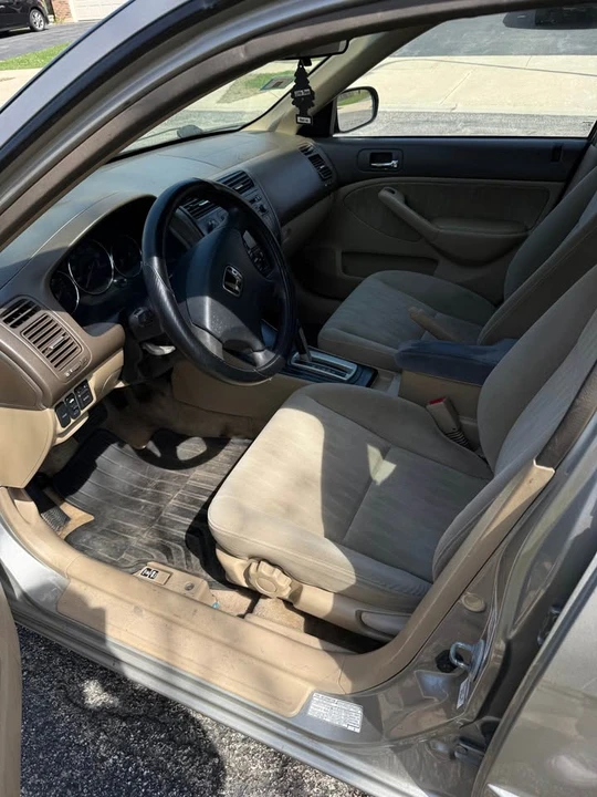 2003 Honda Civic 7th Gen - Image 9 of 11