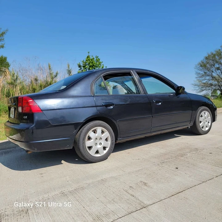 2003 Honda Civic 7th Gen - Image 2 of 5
