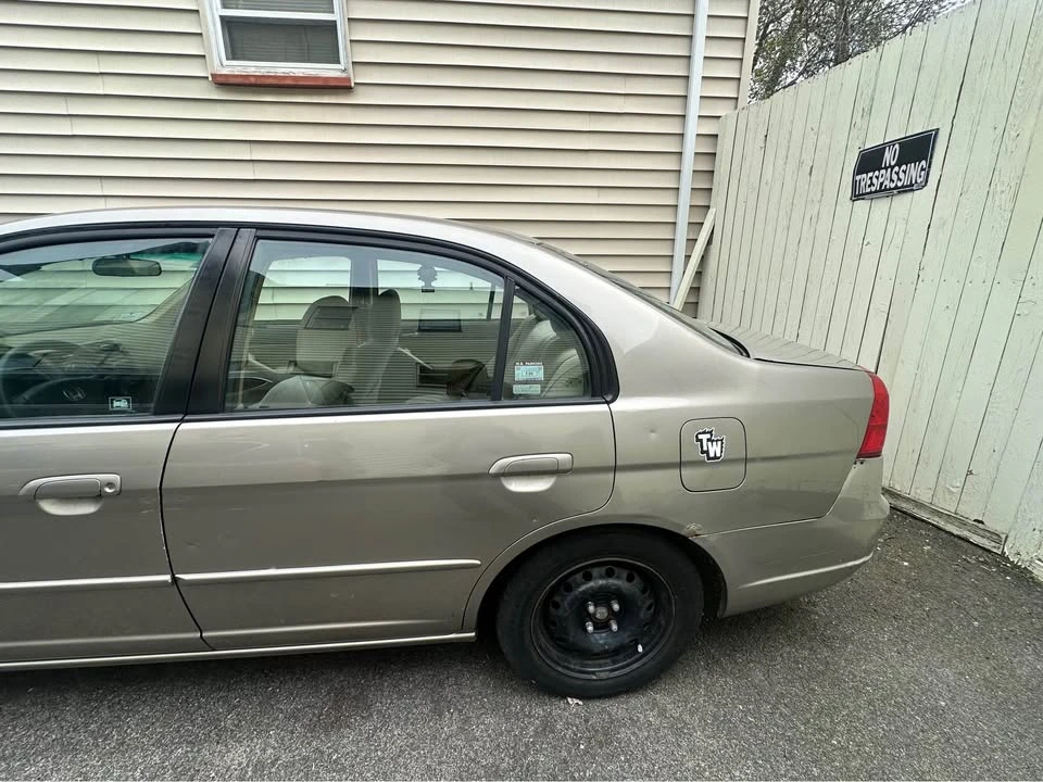 2003 Honda Civic 7th Gen - Image 8 of 20