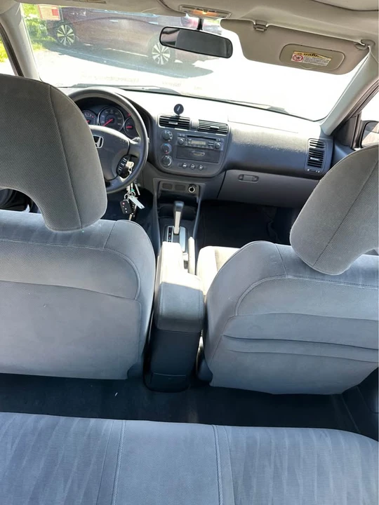 2003 Honda Civic 7th Gen - Image 10 of 11