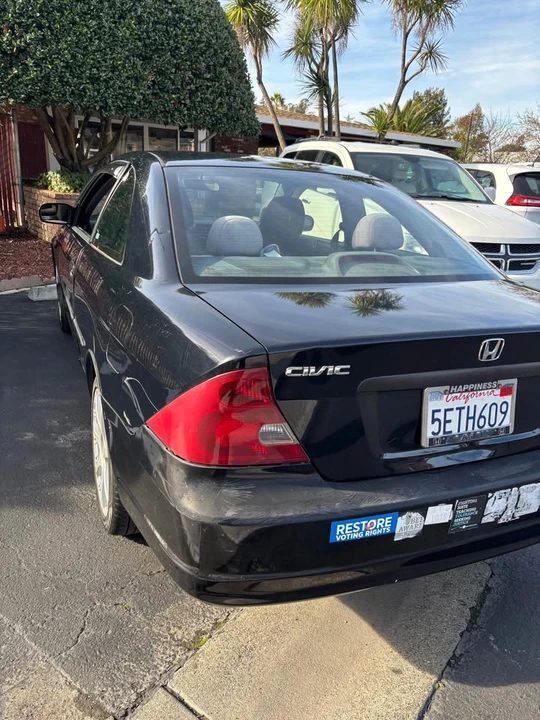 2003 Honda Civic 7th Gen - Image 7 of 11