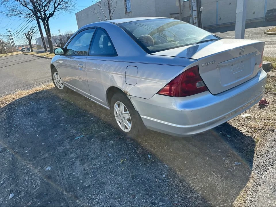 2003 Honda Civic 7th Gen - Image 6 of 7