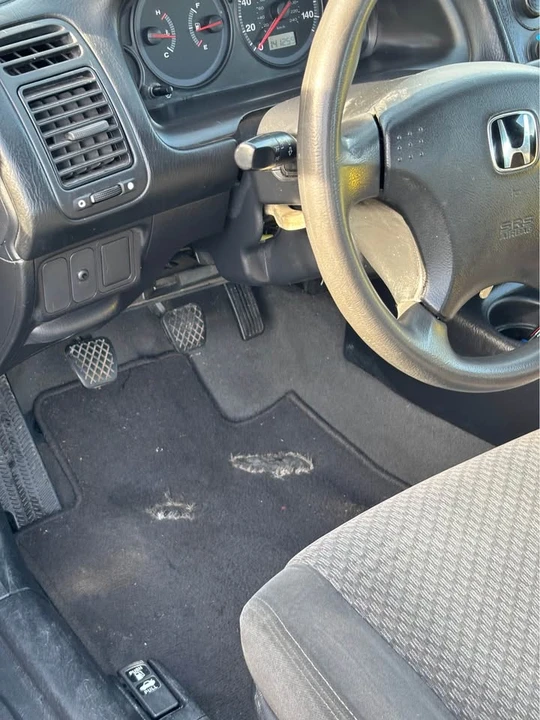 2003 Honda Civic 7th Gen - Image 6 of 11