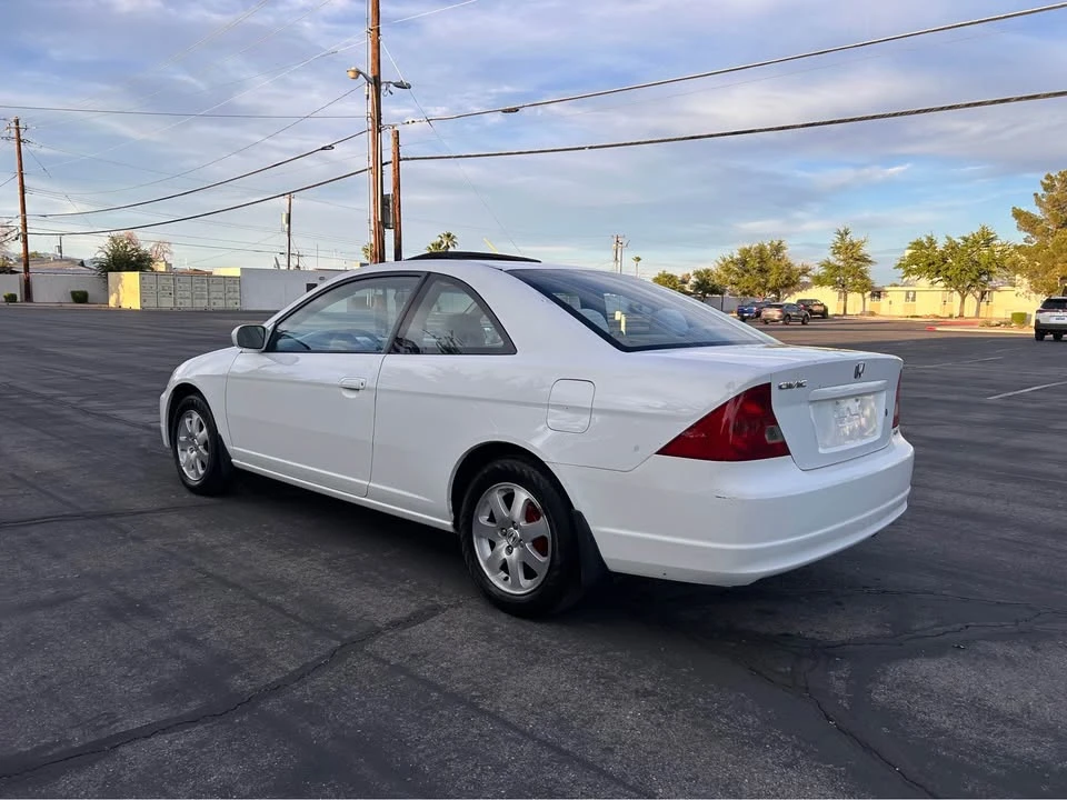 2003 Honda Civic 7th Gen - Image 2 of 12