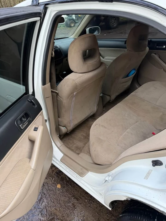 2003 Honda Civic 7th Gen - Image 5 of 7