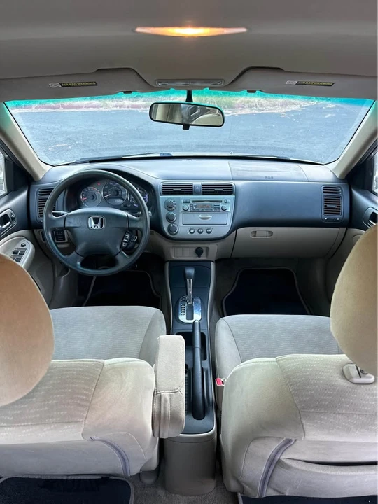 2003 Honda Civic 7th Gen - Image 6 of 14