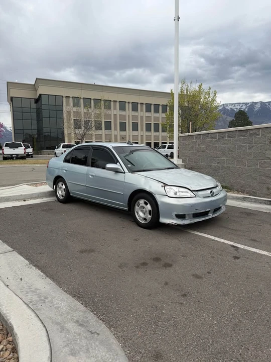 2003 Honda Civic 7th Gen - Image 2 of 9