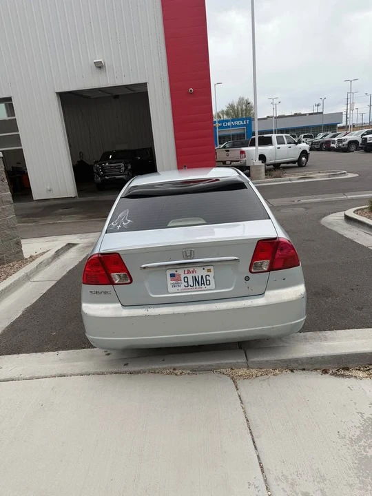 2003 Honda Civic 7th Gen - Image 3 of 9