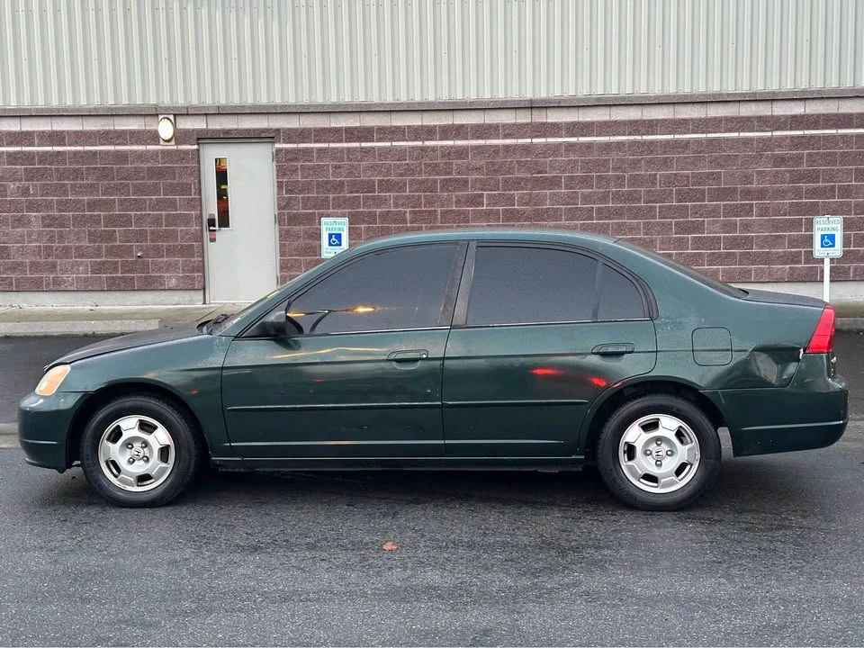 2003 Honda Civic 7th Gen - Image 3 of 11