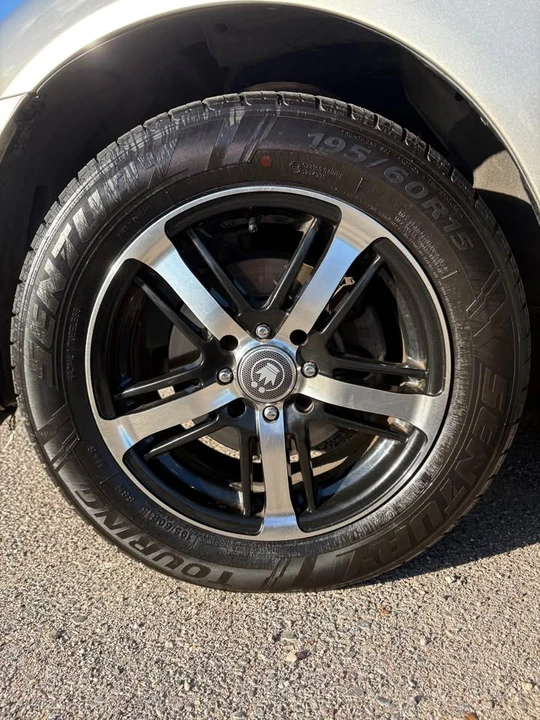 2003 Honda Civic 7th Gen - Image 11 of 12