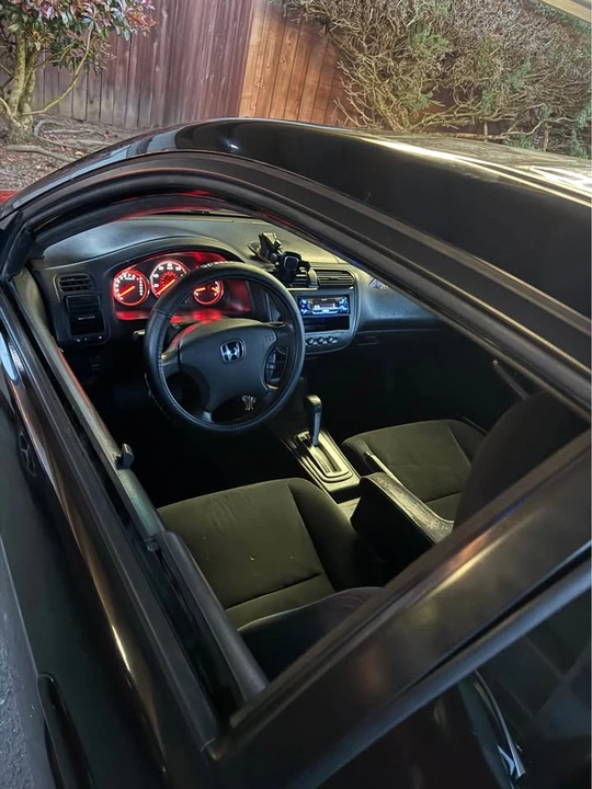2003 Honda Civic 7th Gen - Image 2 of 6