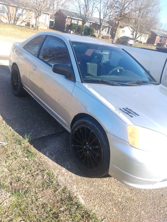 2003 Honda Civic 7th Gen - Image 2 of 10