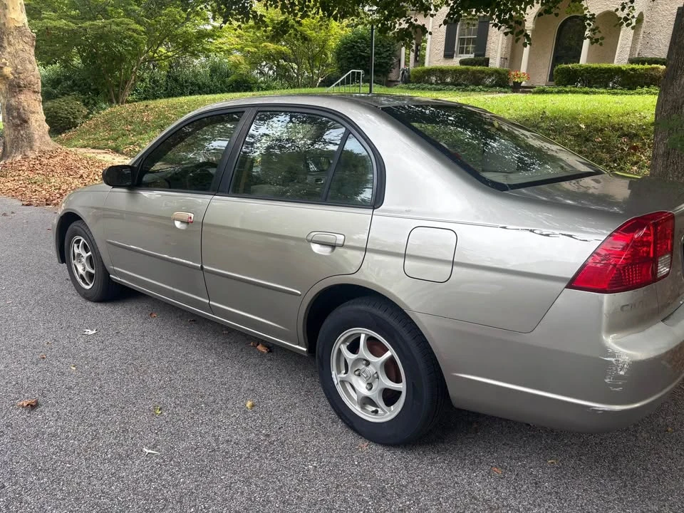 2003 Honda Civic 7th Gen - Image 6 of 13