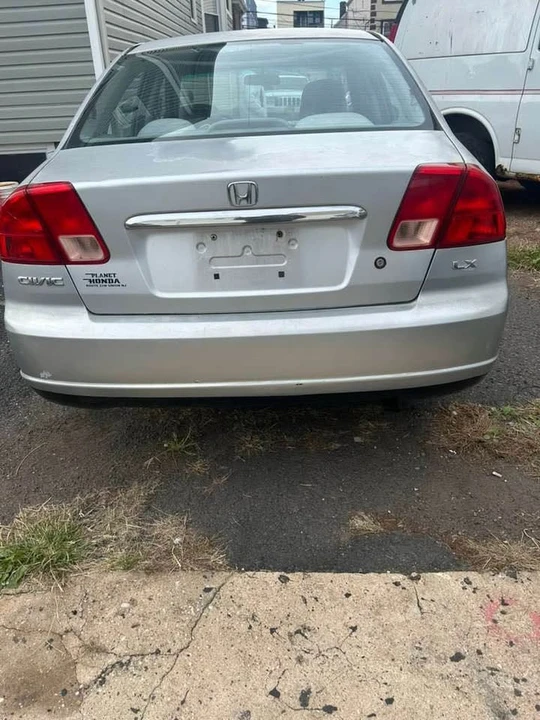 2003 Honda Civic 7th Gen - Image 5 of 9
