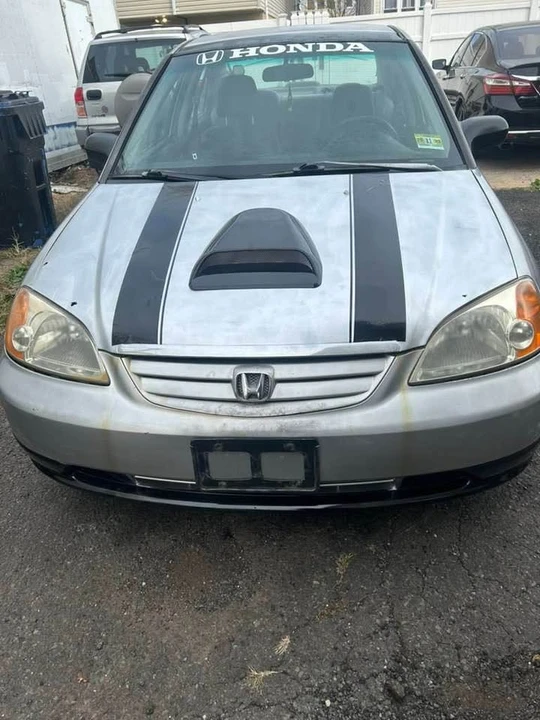2003 Honda Civic 7th Gen - Image 2 of 9