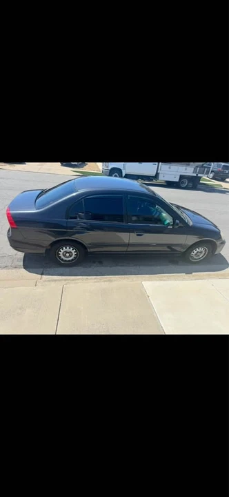 2003 Honda Civic 7th Gen - Image 2 of 5
