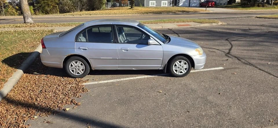 2003 Honda Civic 7th Gen - Image 4 of 13