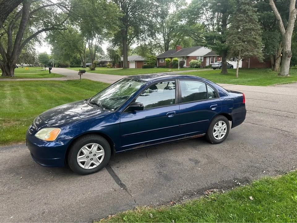 2003 Honda Civic 7th Gen - Image 2 of 17