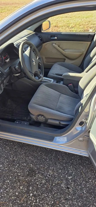2003 Honda Civic 7th Gen - Image 9 of 13