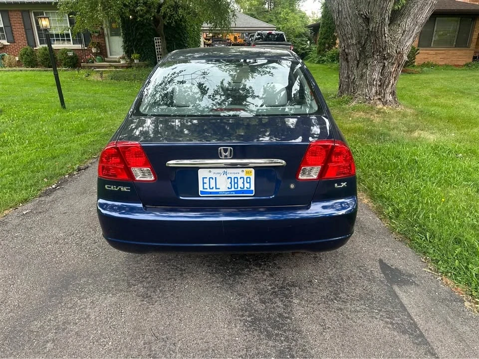 2003 Honda Civic 7th Gen - Image 4 of 17