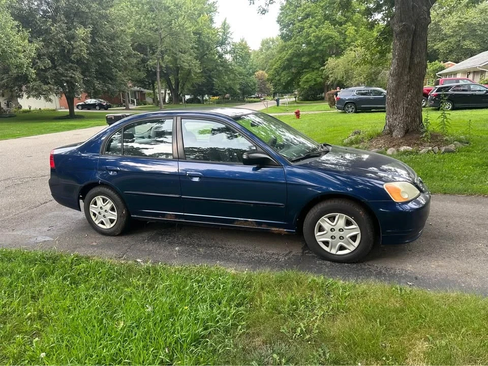2003 Honda Civic 7th Gen - Image 3 of 17