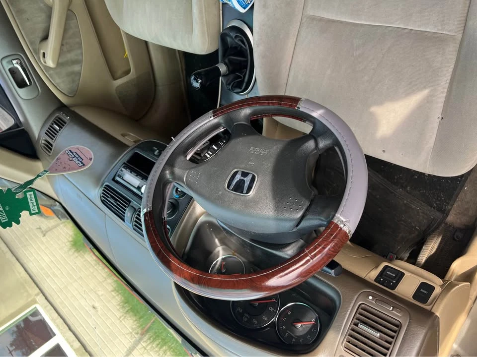 2003 Honda Civic 7th Gen - Image 4 of 5