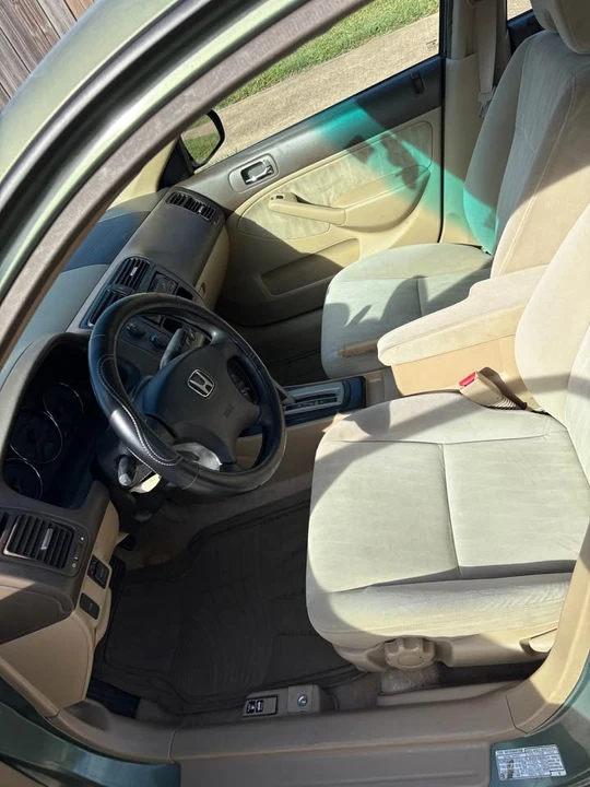 2003 Honda Civic 7th Gen - Image 4 of 5