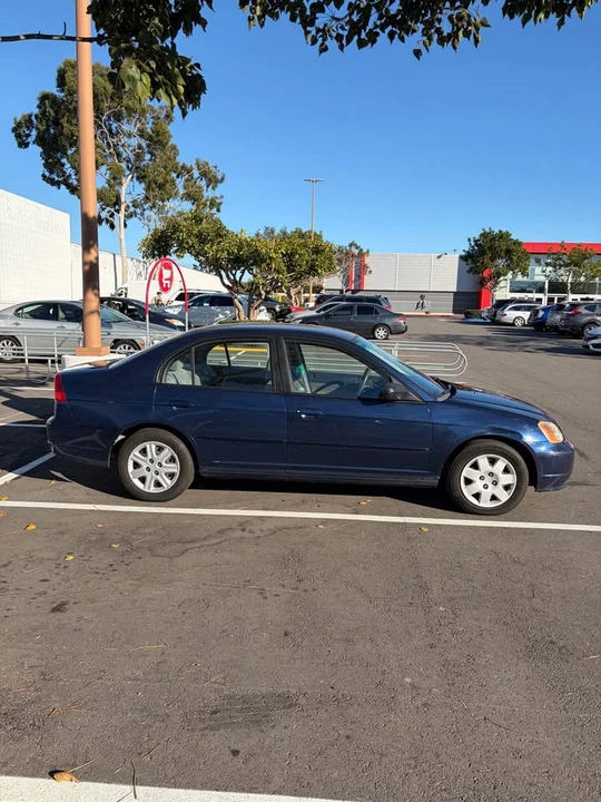 2003 Honda Civic 7th Gen - Image 3 of 13