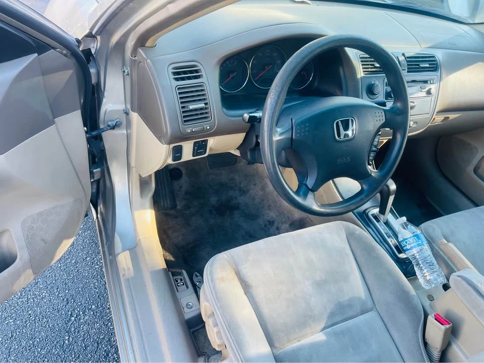 2003 Honda Civic 7th Gen - Image 9 of 11
