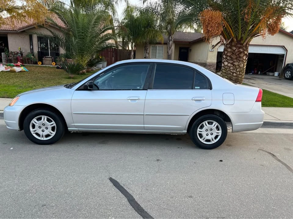2003 Honda Civic 7th Gen - Image 4 of 16
