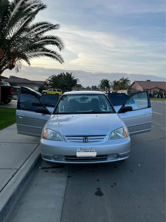 2003 Honda Civic 7th Gen - Image 10 of 16