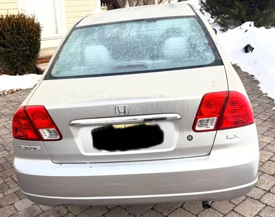 2003 Honda Civic 7th Gen - Image 2 of 6