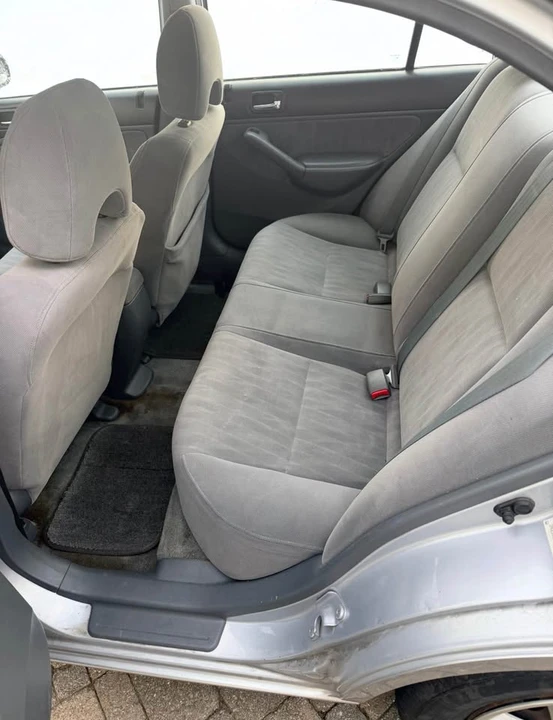 2003 Honda Civic 7th Gen - Image 6 of 6