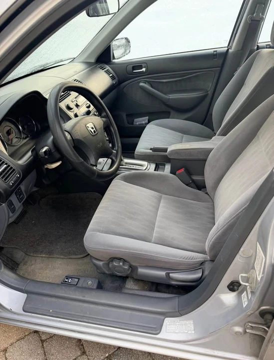 2003 Honda Civic 7th Gen - Image 5 of 6