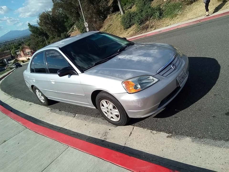 2003 Honda Civic 7th Gen - Image 4 of 10