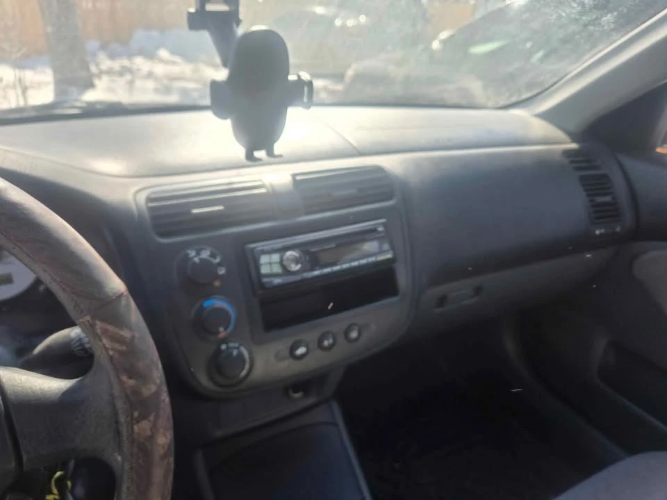 2003 Honda Civic 7th Gen - Image 9 of 10