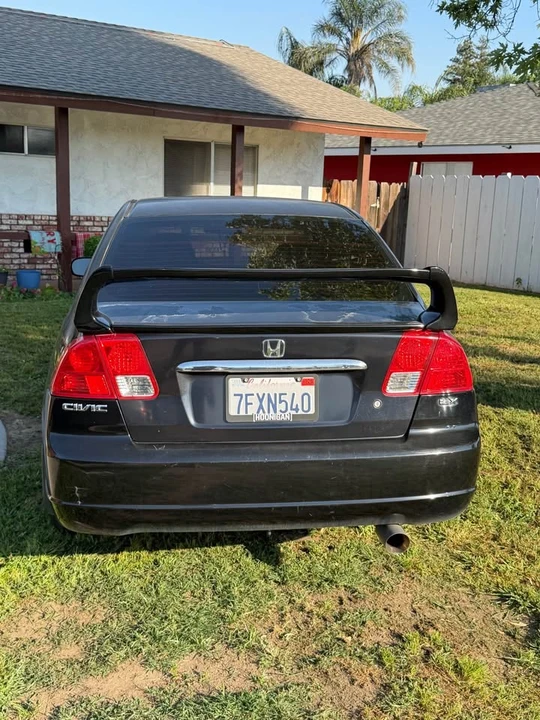 2003 Honda Civic 7th Gen - Image 3 of 10