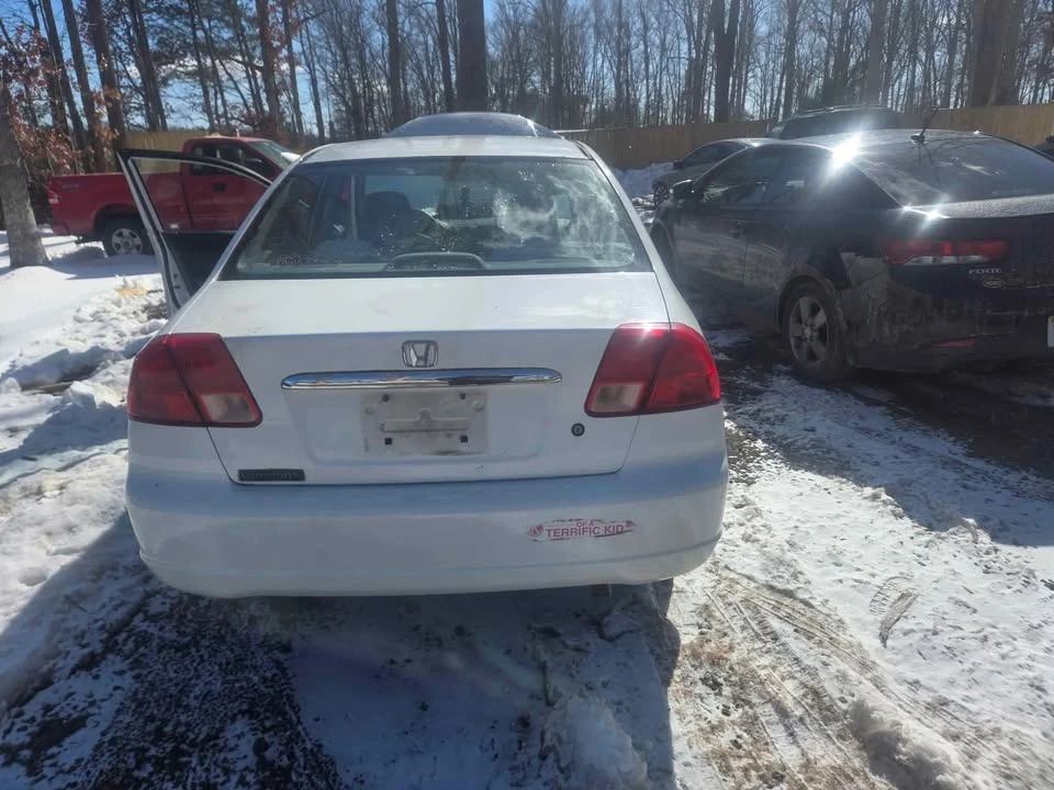 2003 Honda Civic 7th Gen - Image 2 of 10