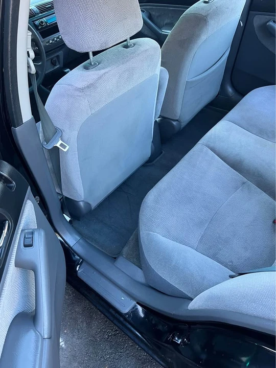 2003 Honda Civic 7th Gen - Image 11 of 17