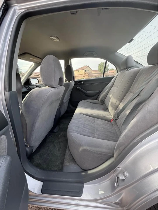 2003 Honda Civic 7th Gen - Image 10 of 20