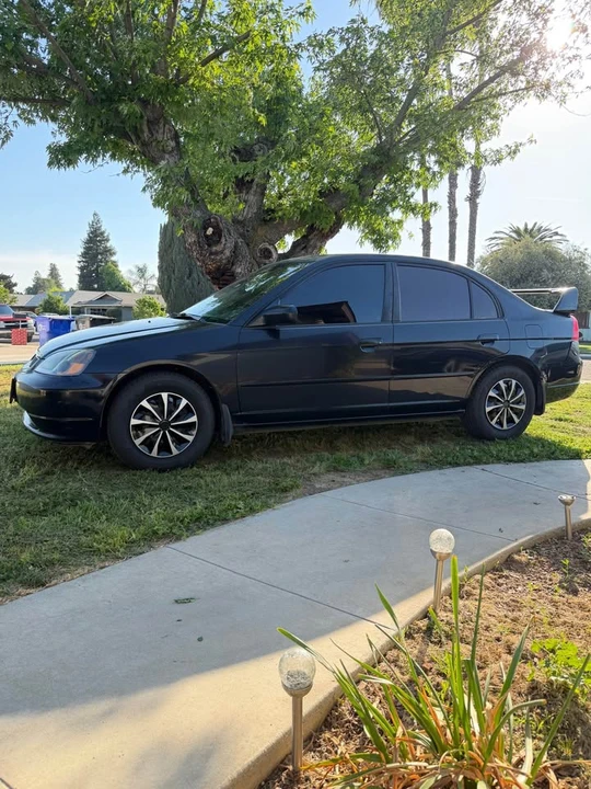 2003 Honda Civic 7th Gen - Image 2 of 10