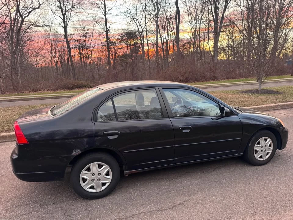 2003 Honda Civic 7th Gen - Image 3 of 9