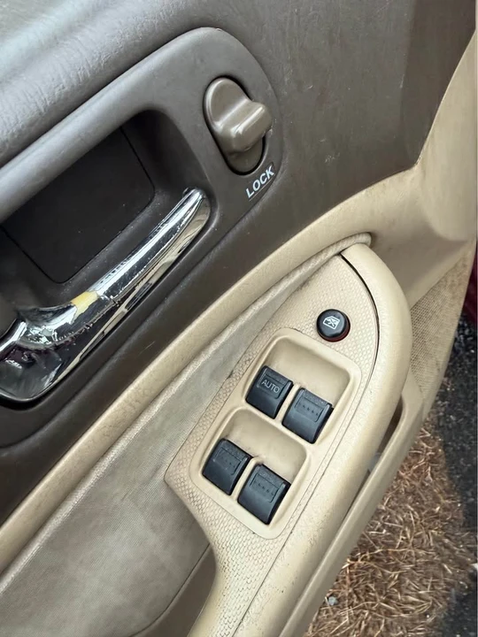 2003 Honda Civic 7th Gen - Image 7 of 8